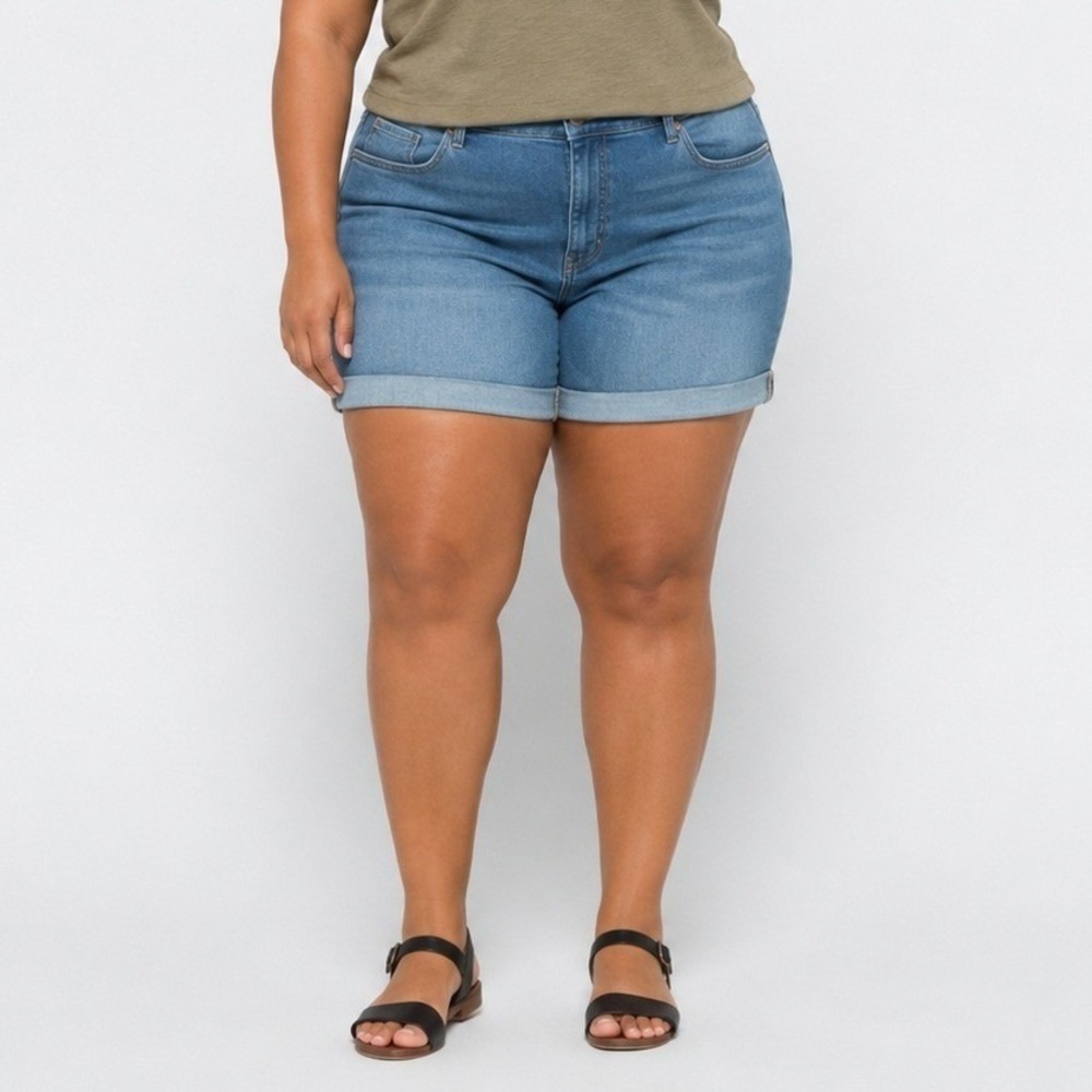 Liverpool Momcore Chloe Hi-Rise Pull On Stretch Denim Shorts Plus Size 20